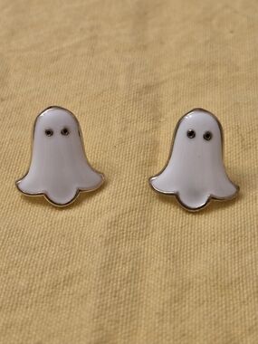 White Ghost Stud Earrings For Halloween